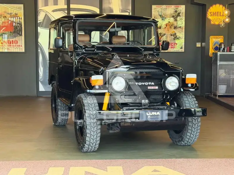 1977 Toyota LAND CRUISER