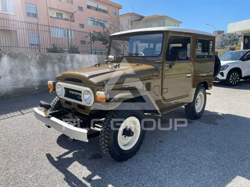 1977 Toyota LAND CRUISER