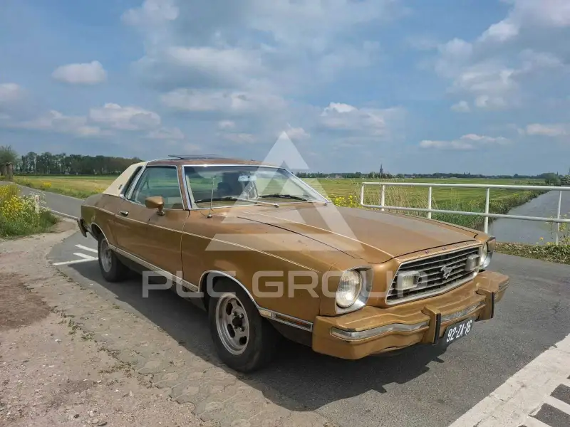 1977 Ford MUSTANG