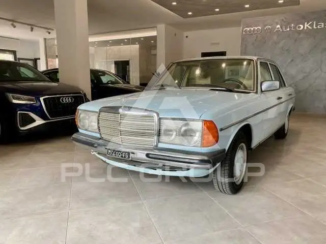 1978 Mercedes Benz 200