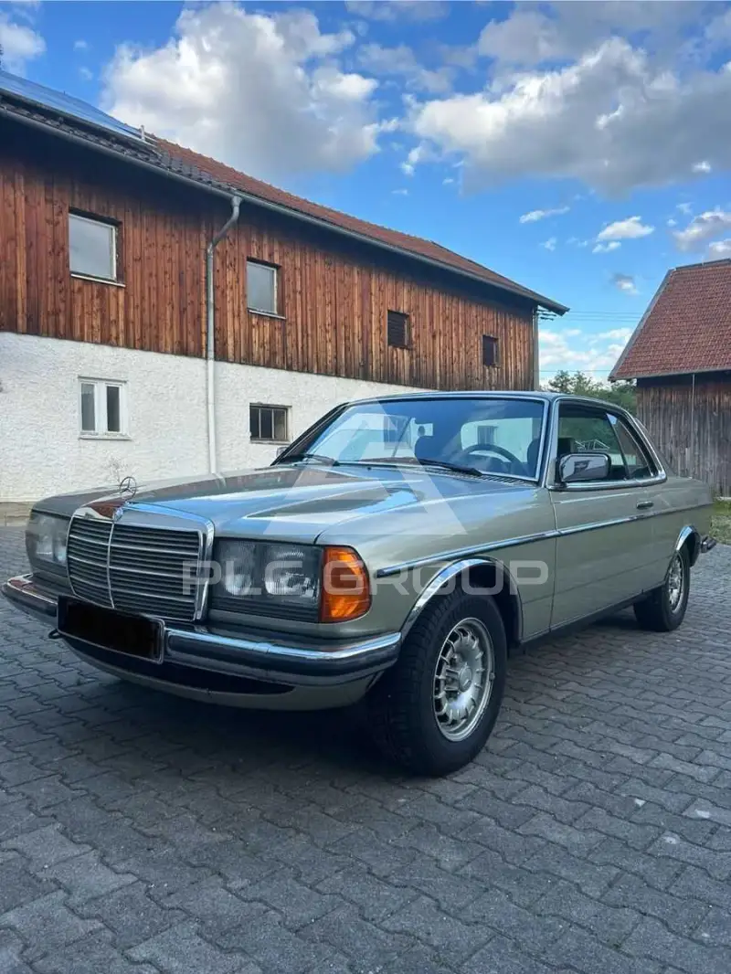 1980 Mercedes Benz CE 230
