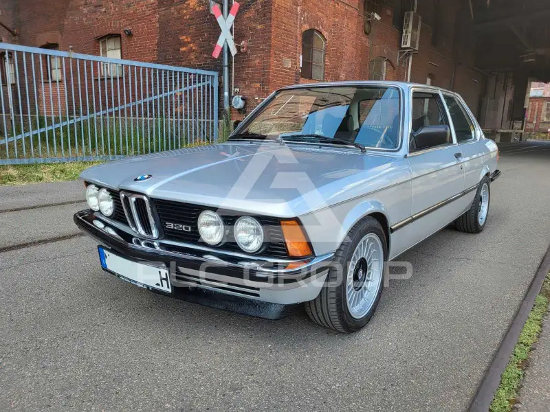 1981 BMW 320