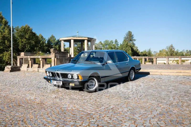 1981 BMW 745