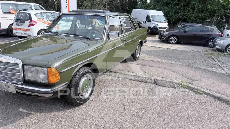 1981 Mercedes Benz 240