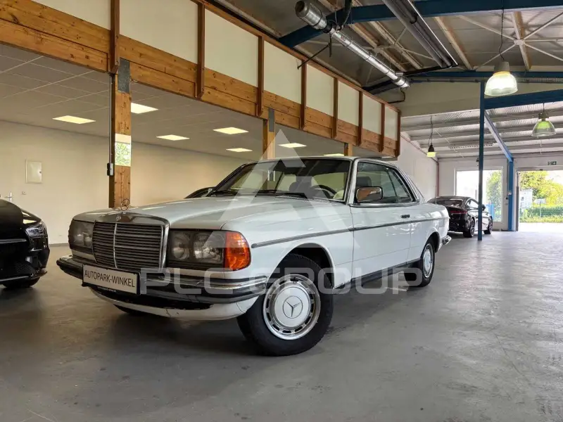 1981 Mercedes Benz CE 230