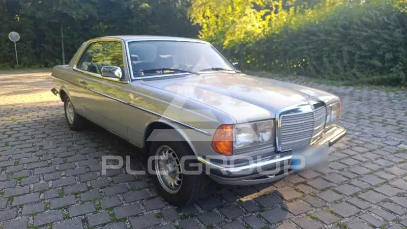 1981 Mercedes Benz CE 230