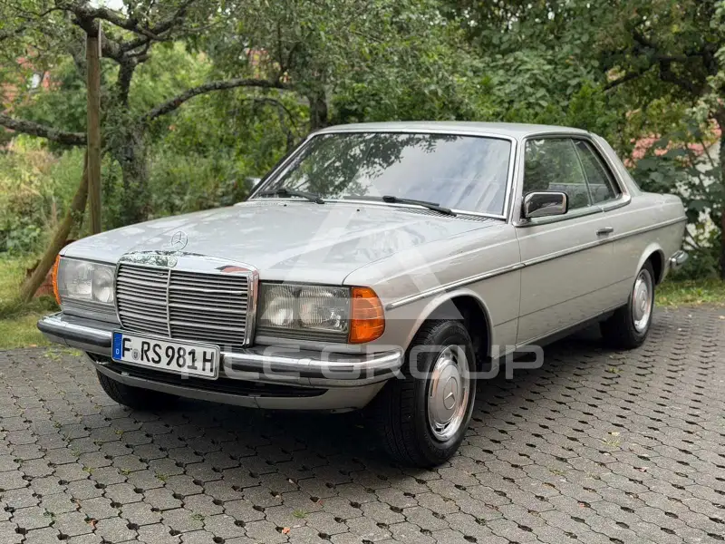 1981 Mercedes Benz CE 230