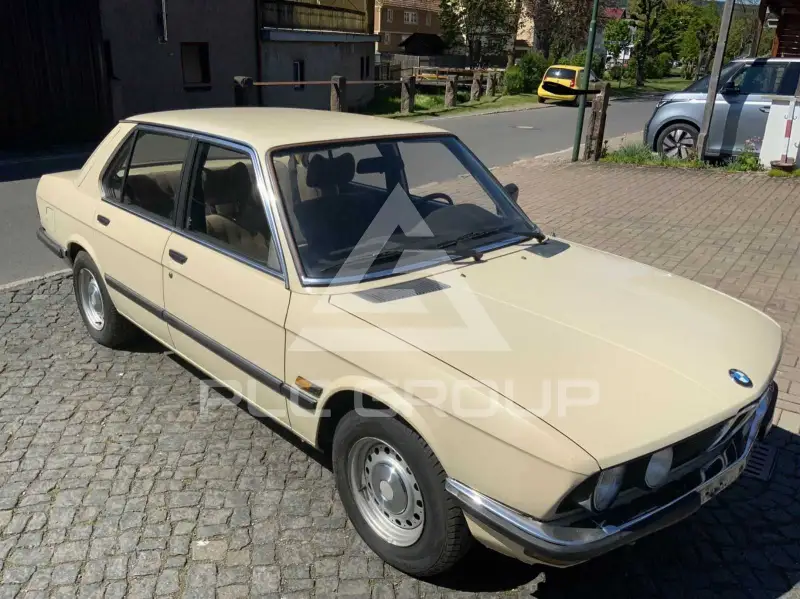 1982 BMW 520
