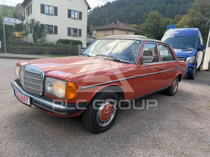 1982 Mercedes Benz E 300