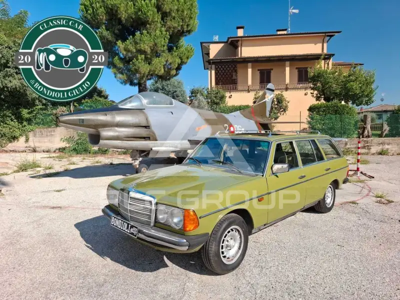 1982 Mercedes Benz 240