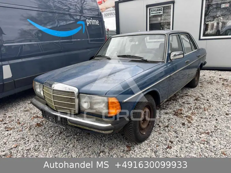 1982 Mercedes Benz 200