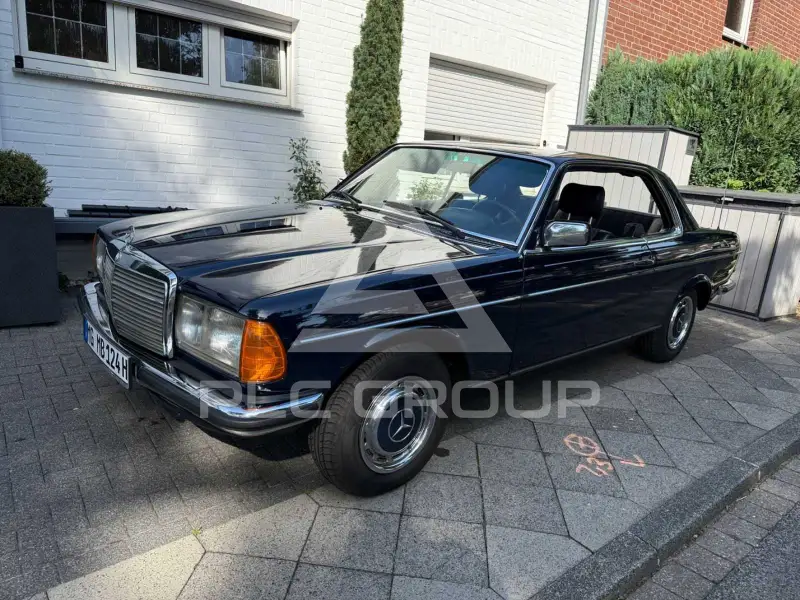 1982 Mercedes Benz 230