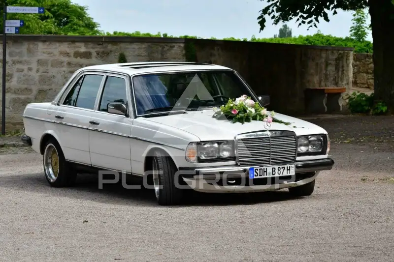 1982 Mercedes Benz 230