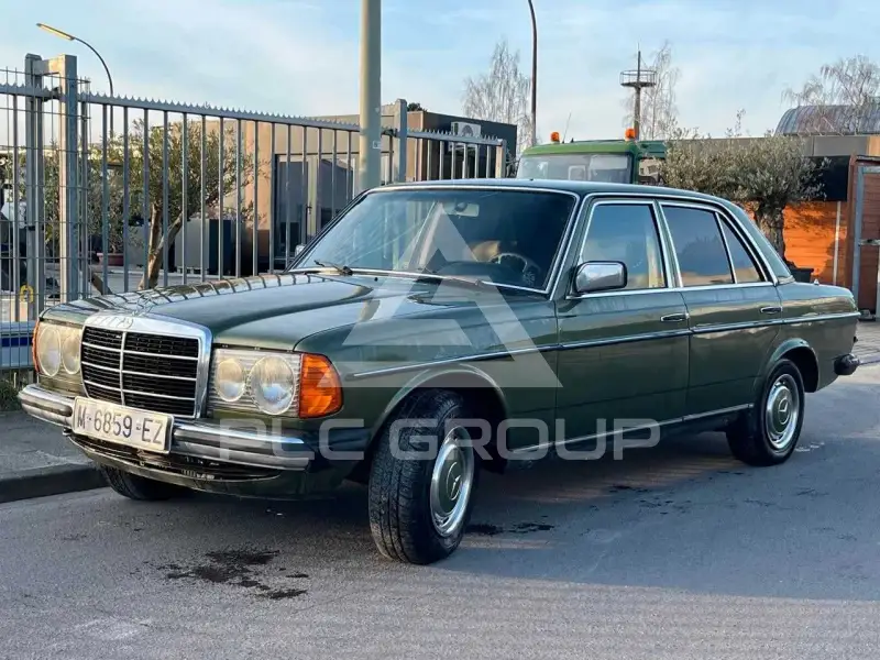 1982 Mercedes Benz 230