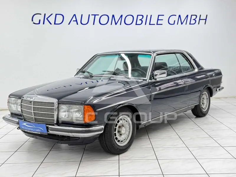 1982 Mercedes Benz 230