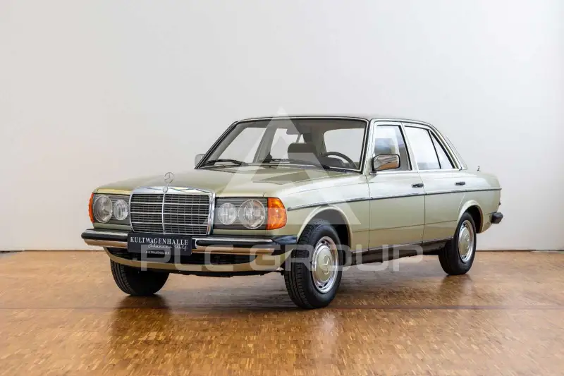 1982 Mercedes Benz 230
