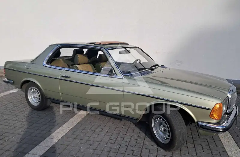 1982 Mercedes Benz 230