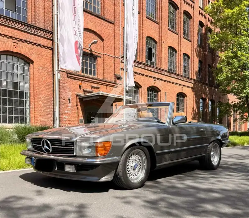 1982 Mercedes Benz SL 500