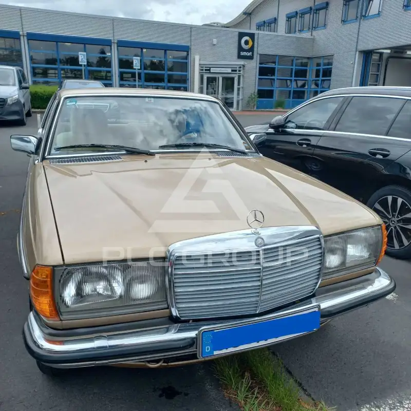 1982 Mercedes Benz CE 230