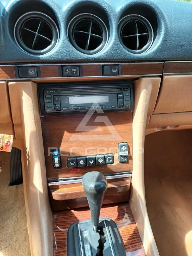 1982 Mercedes Benz SL 380