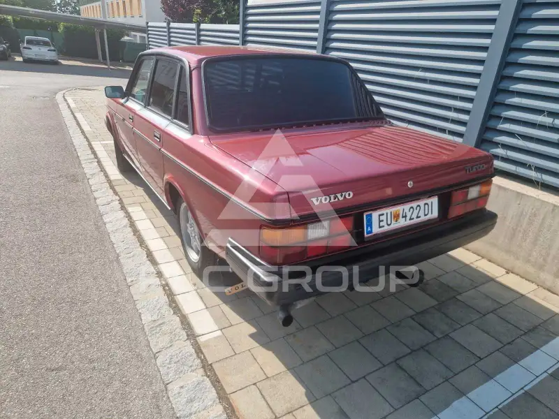 1982 Volvo 244