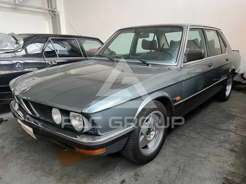 1983 BMW 520