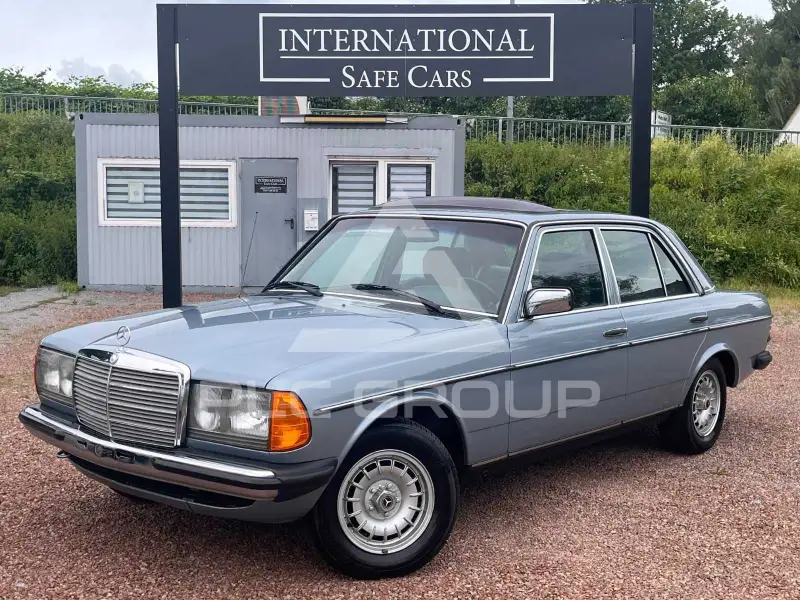 1983 Mercedes Benz 240
