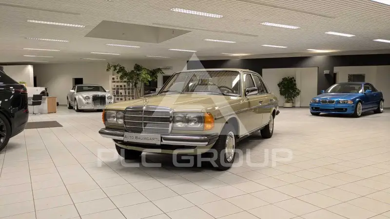 1983 Mercedes Benz 200