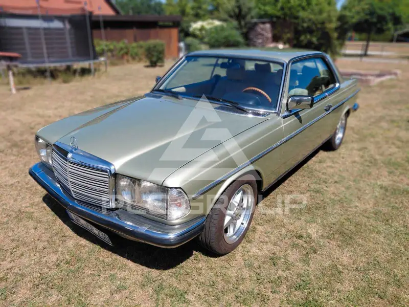 1983 Mercedes Benz 230