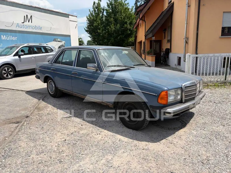 1983 Mercedes Benz 230