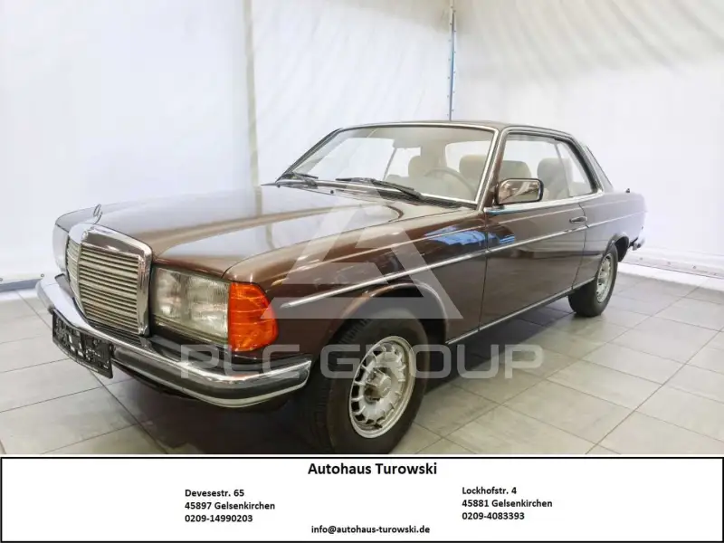 1983 Mercedes Benz 230