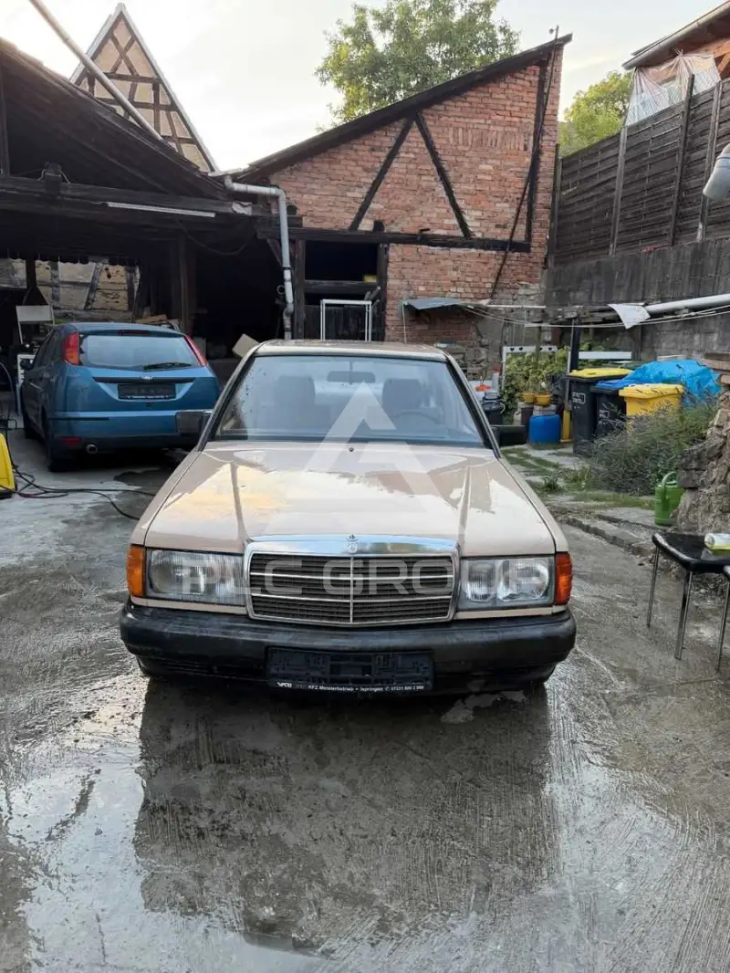 1983 Mercedes Benz 190