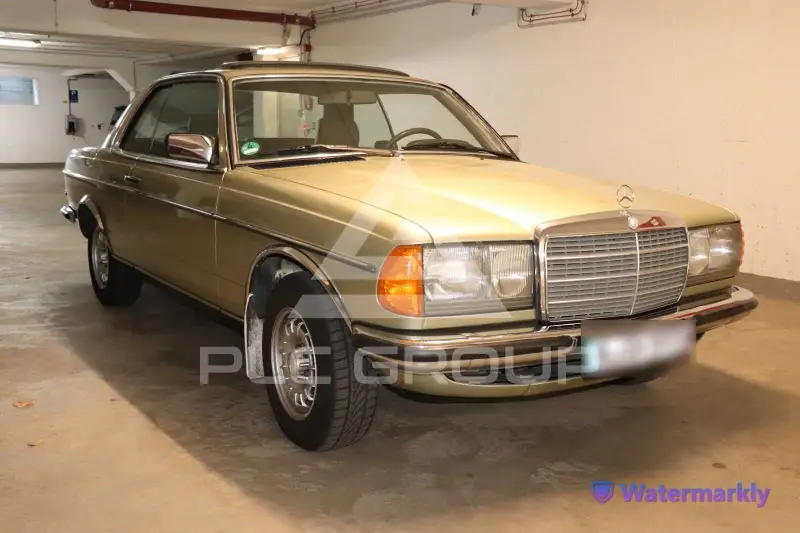 1984 Mercedes Benz 230