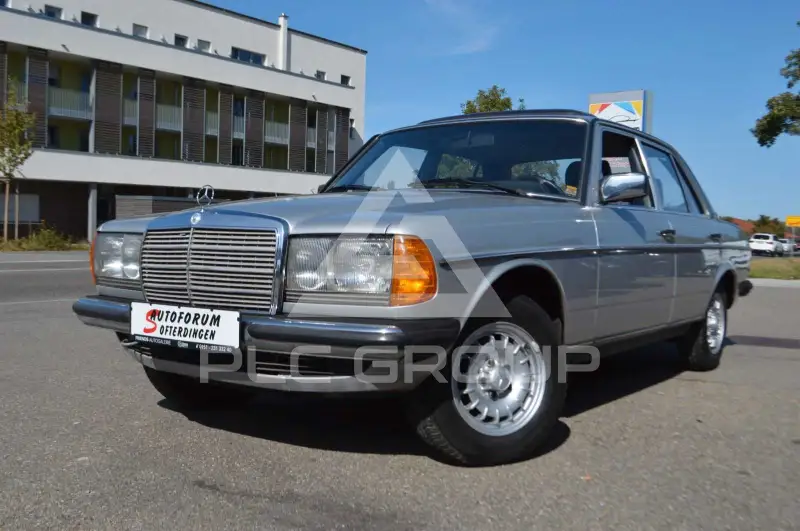 1984 Mercedes Benz 230