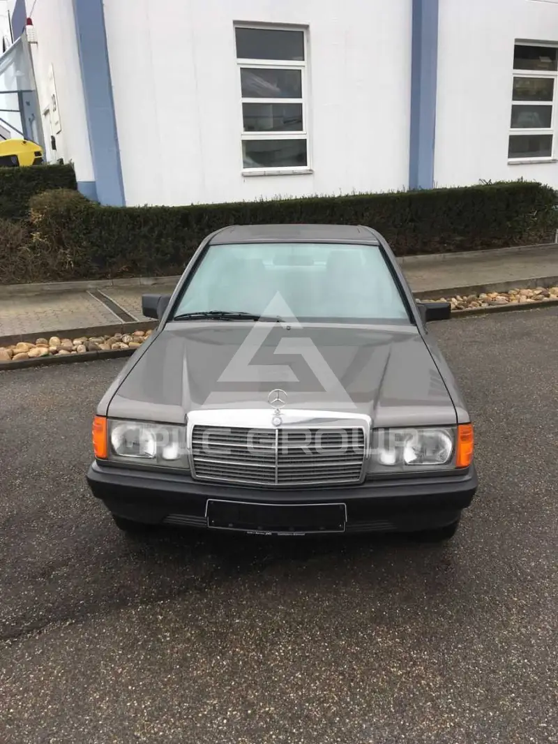 1984 Mercedes Benz 190