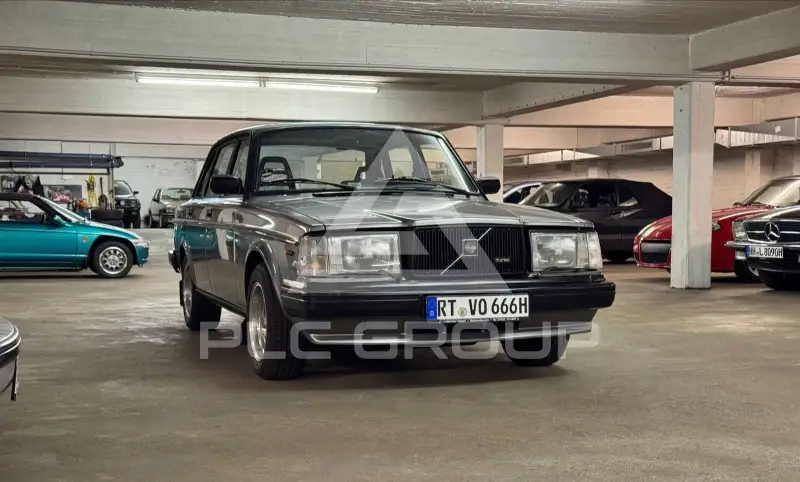 1984 Volvo 244