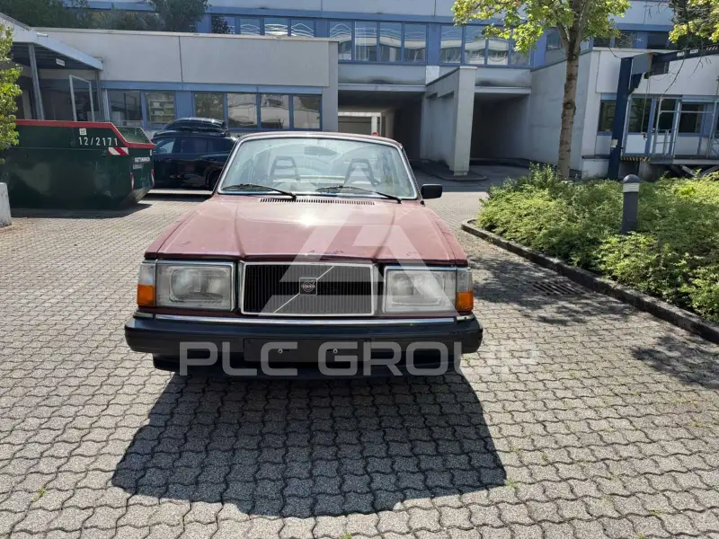 1984 Volvo 244