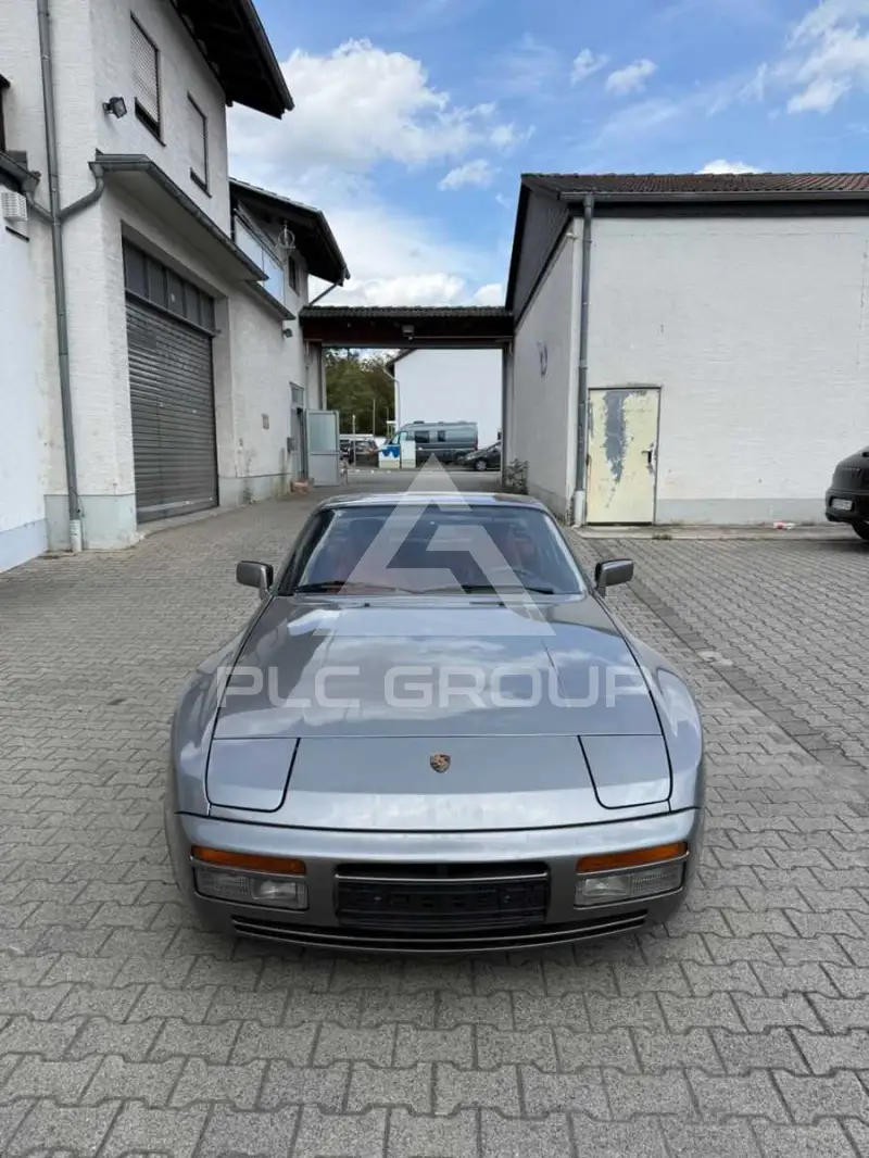 1984 Porsche 944