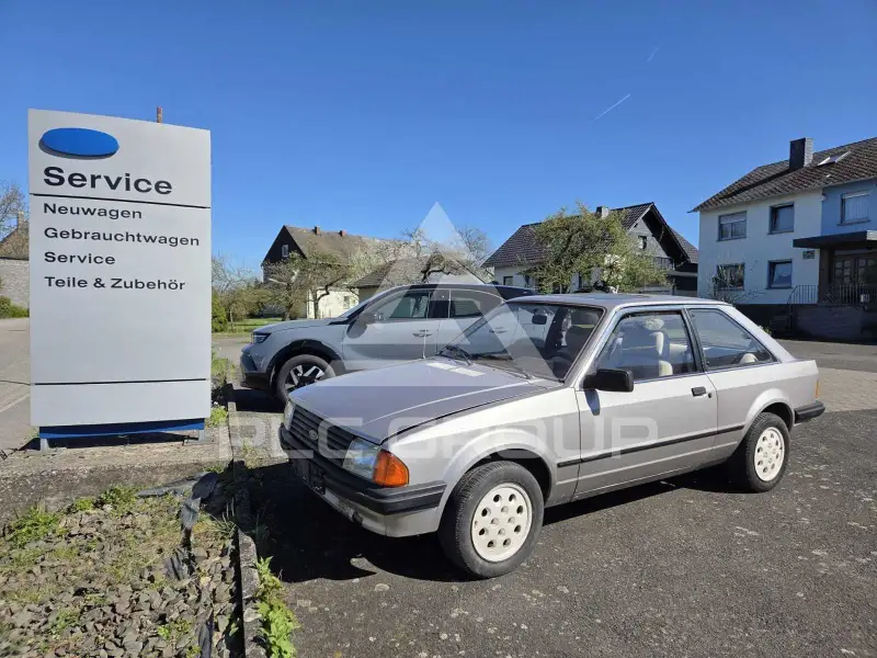 1984 Ford ESCORT