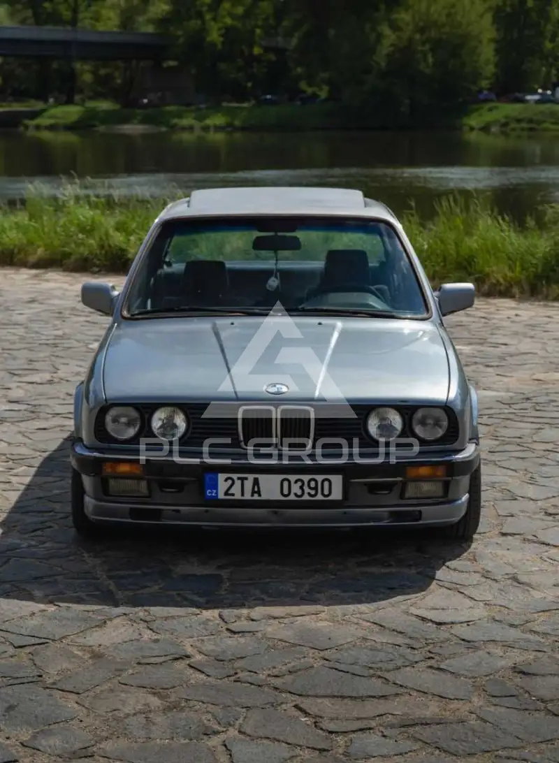 1985 BMW 320