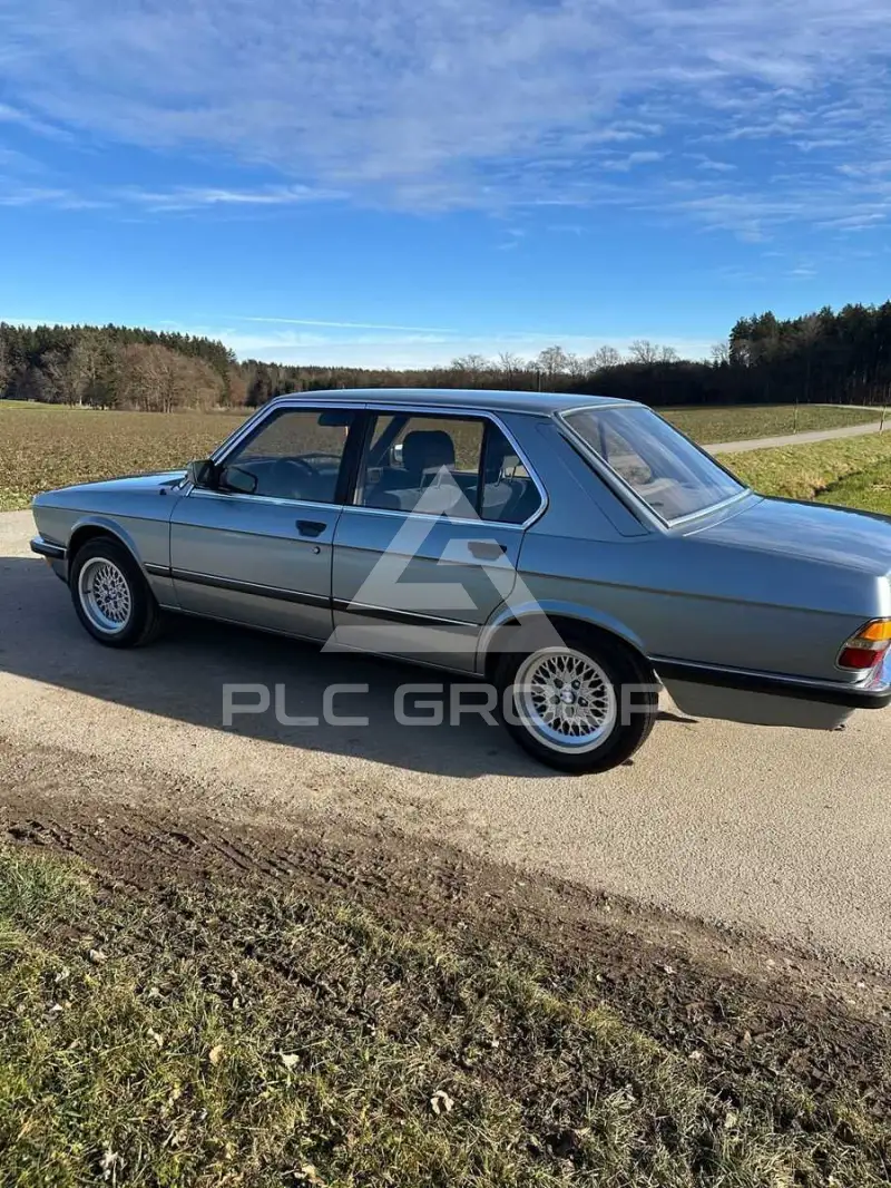 1985 BMW 520