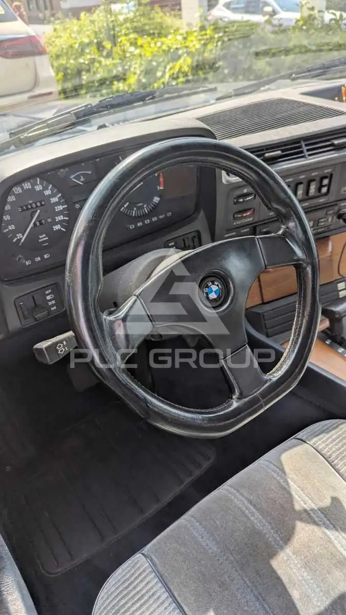 1985 BMW 735