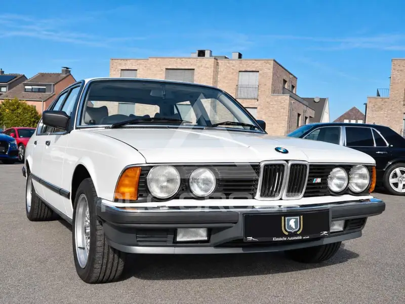 1985 BMW 745