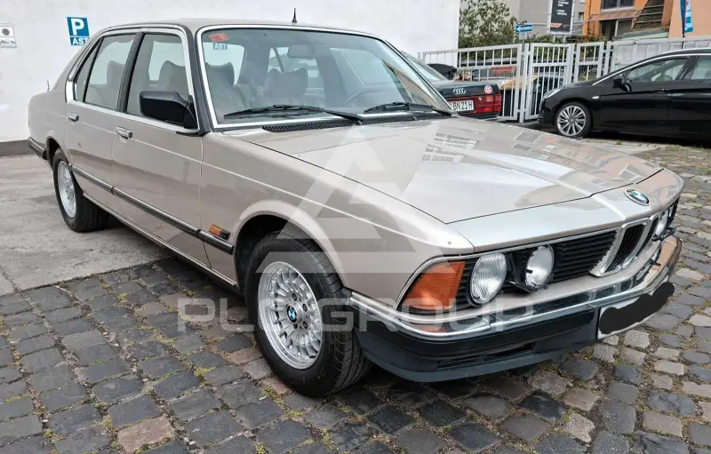 1985 BMW 745