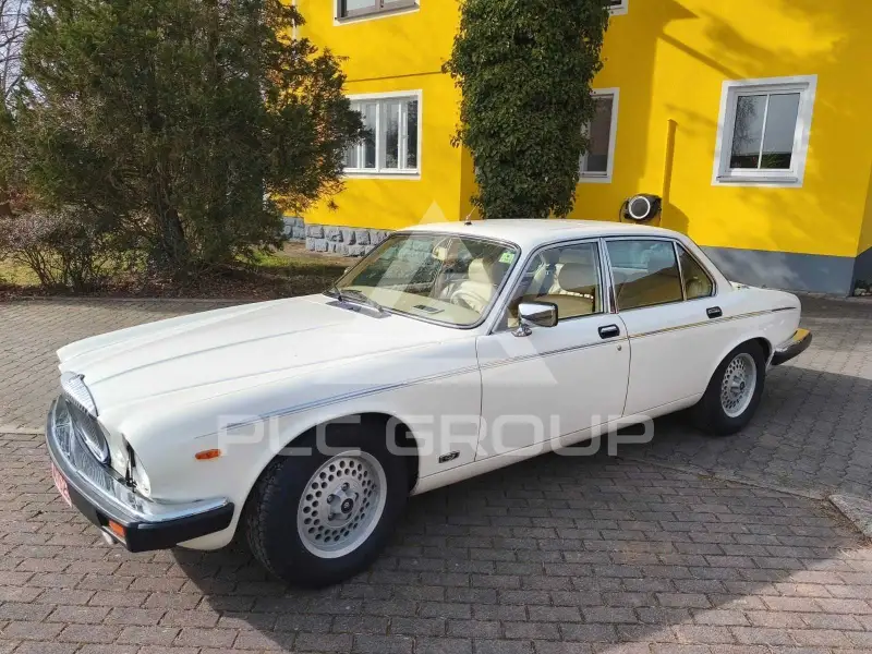1985 Jaguar XJ
