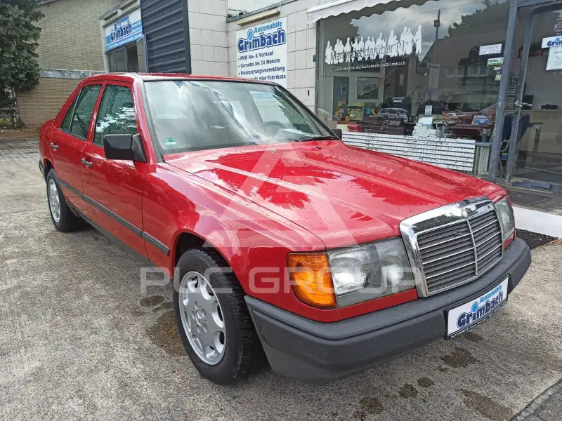 1985 Mercedes Benz 200