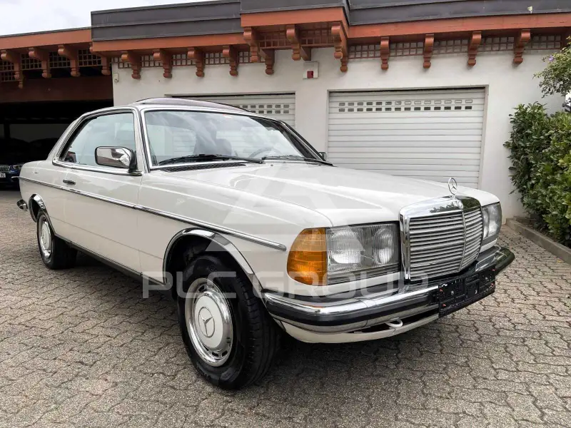 1985 Mercedes Benz 230
