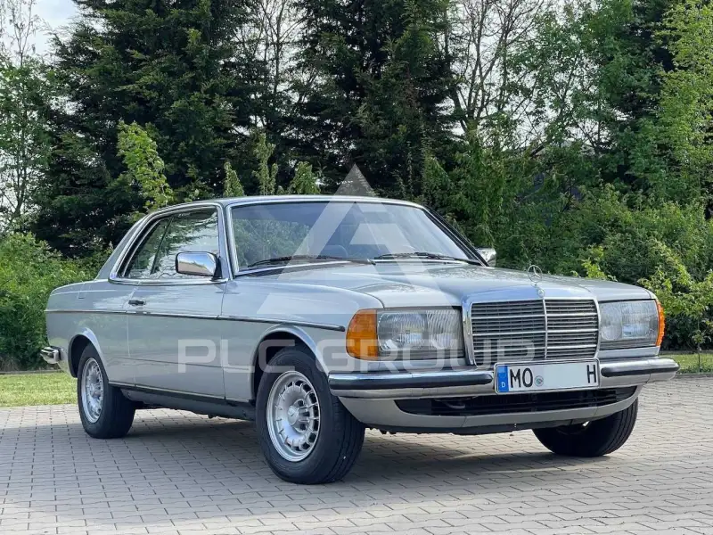 1985 Mercedes Benz 230