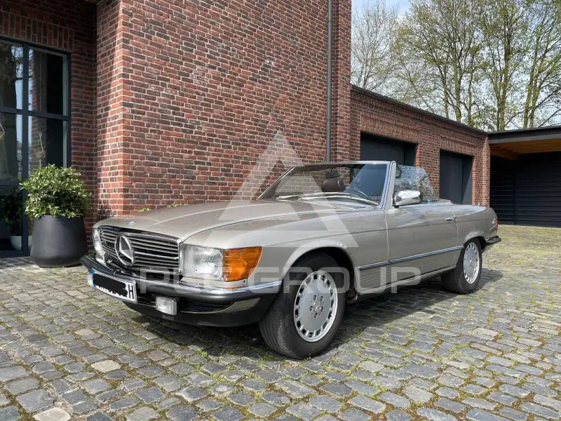 1985 Mercedes Benz SL 280