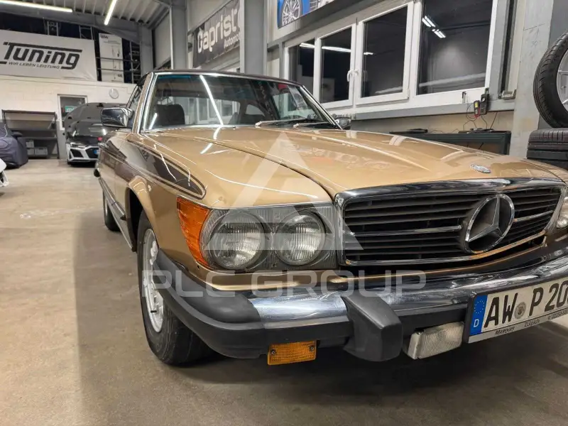 1985 Mercedes Benz SL 380